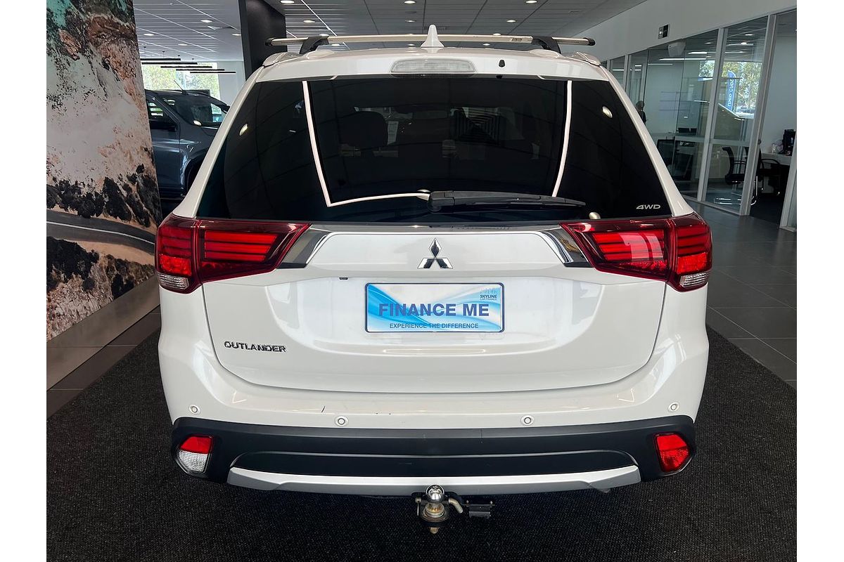 2017 Mitsubishi Outlander LS Safety Pack ZK