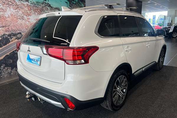 2017 Mitsubishi Outlander LS Safety Pack ZK