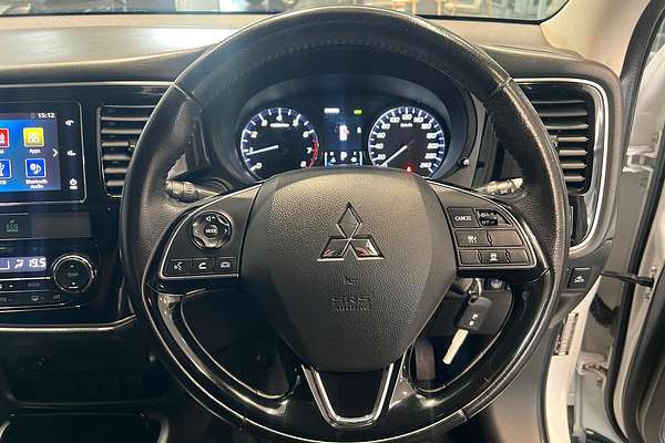 2017 Mitsubishi Outlander LS Safety Pack ZK
