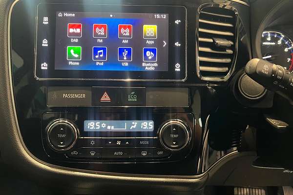 2017 Mitsubishi Outlander LS Safety Pack ZK