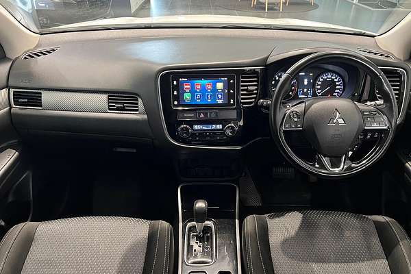 2017 Mitsubishi Outlander LS Safety Pack ZK