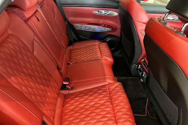 2024 Genesis GV70 2.5T AWD JK.V2