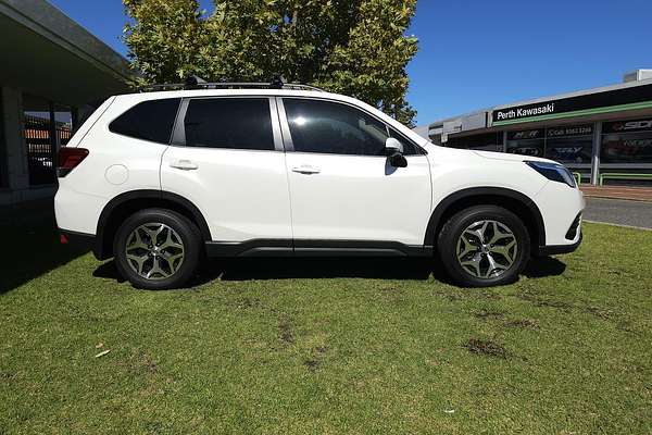 2024 Subaru Forester 2.5i-L S5