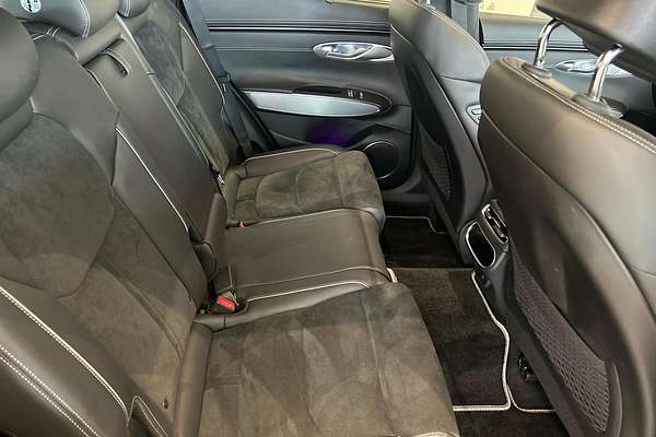 2024 Genesis GV70 2.5T JK.V2