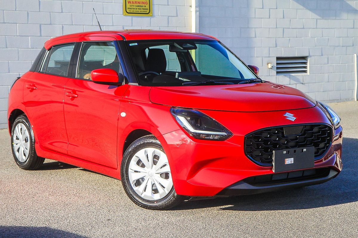 2025 Suzuki Swift Hybrid UZ