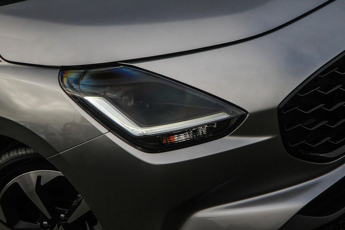 2025 Suzuki Swift Hybrid GLX UZ