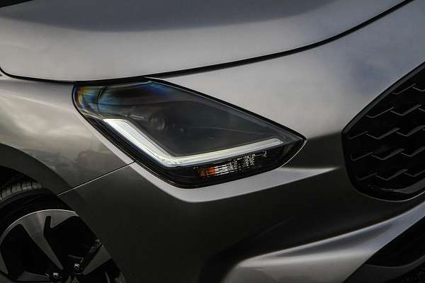 2025 Suzuki Swift Hybrid GLX UZ
