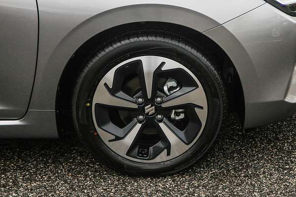 2025 Suzuki Swift Hybrid GLX UZ