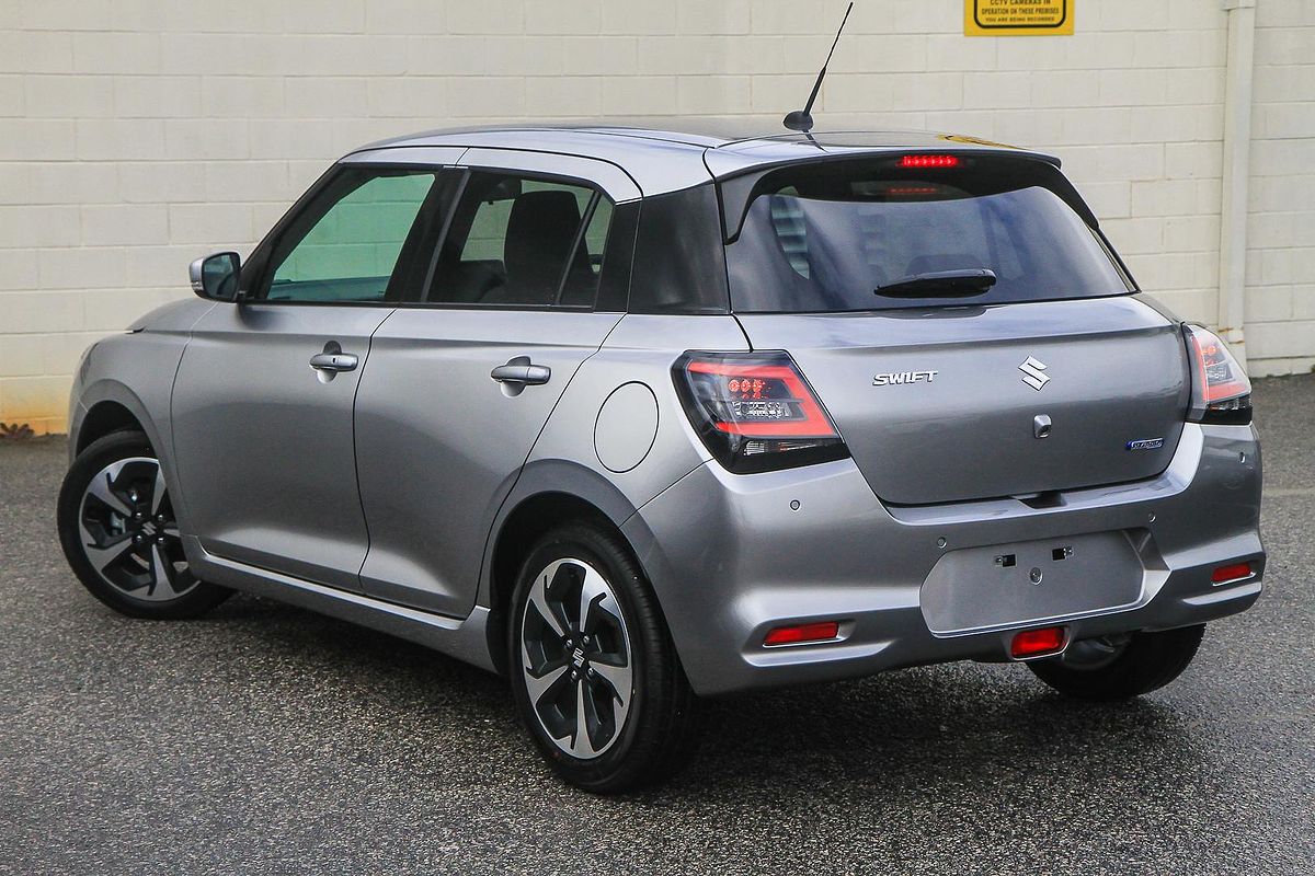 2025 Suzuki Swift Hybrid GLX UZ