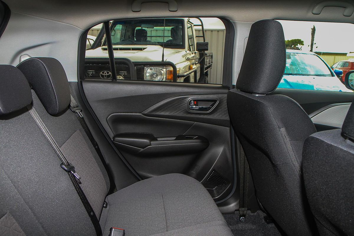 2025 Suzuki Swift Hybrid GLX UZ