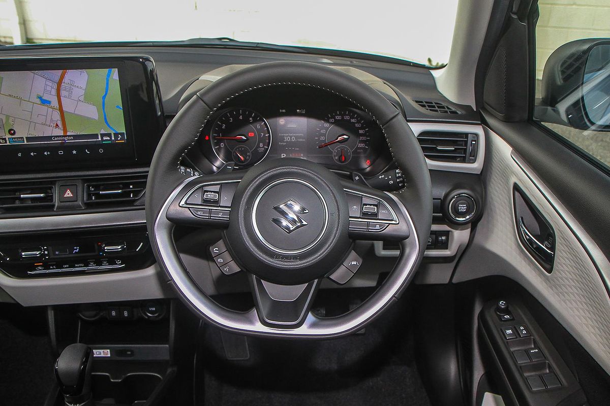 2025 Suzuki Swift Hybrid GLX UZ