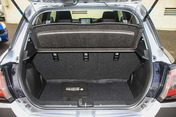 2025 Suzuki Swift Hybrid GLX UZ