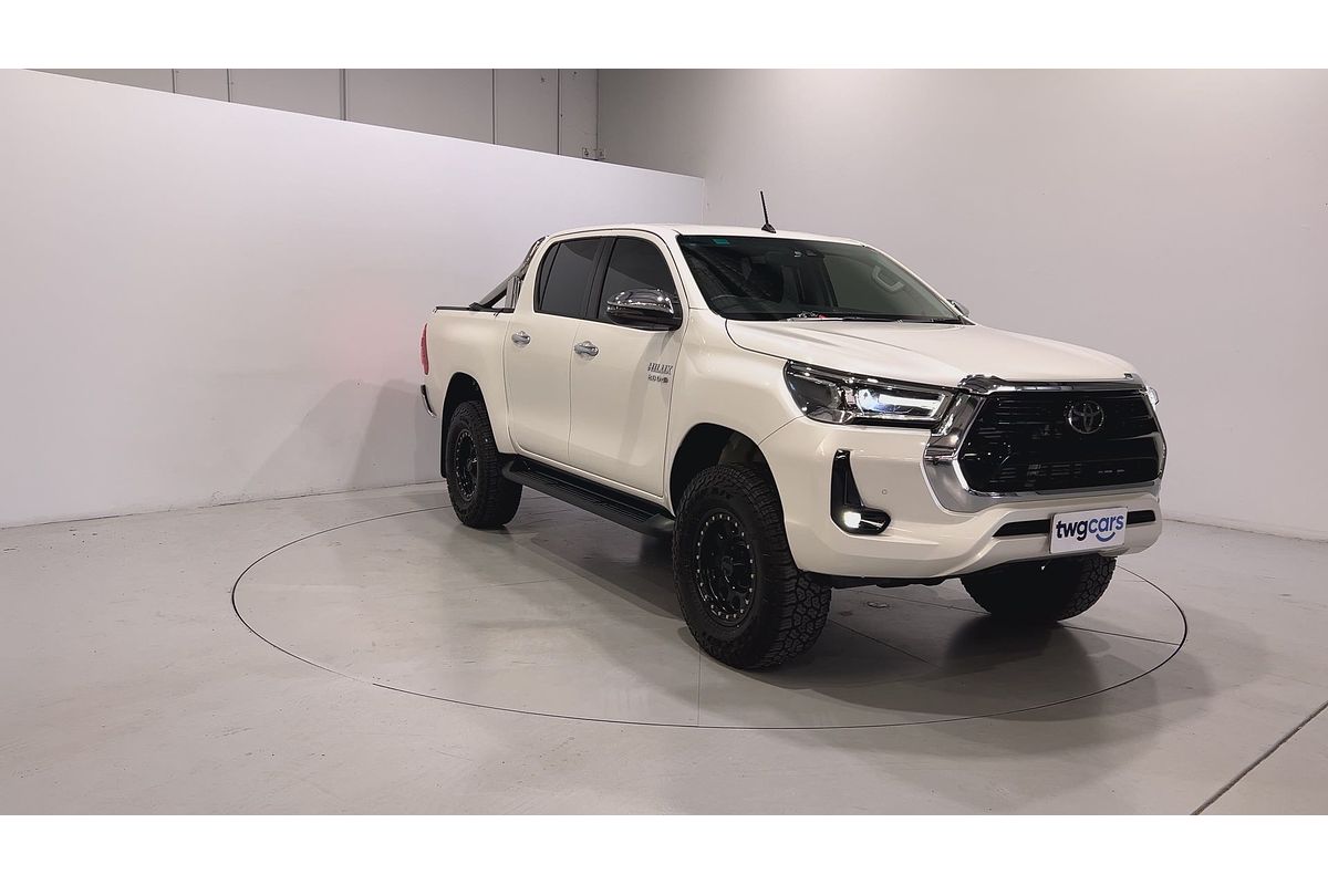 2020 Toyota Hilux SR5 GUN126R 4X4