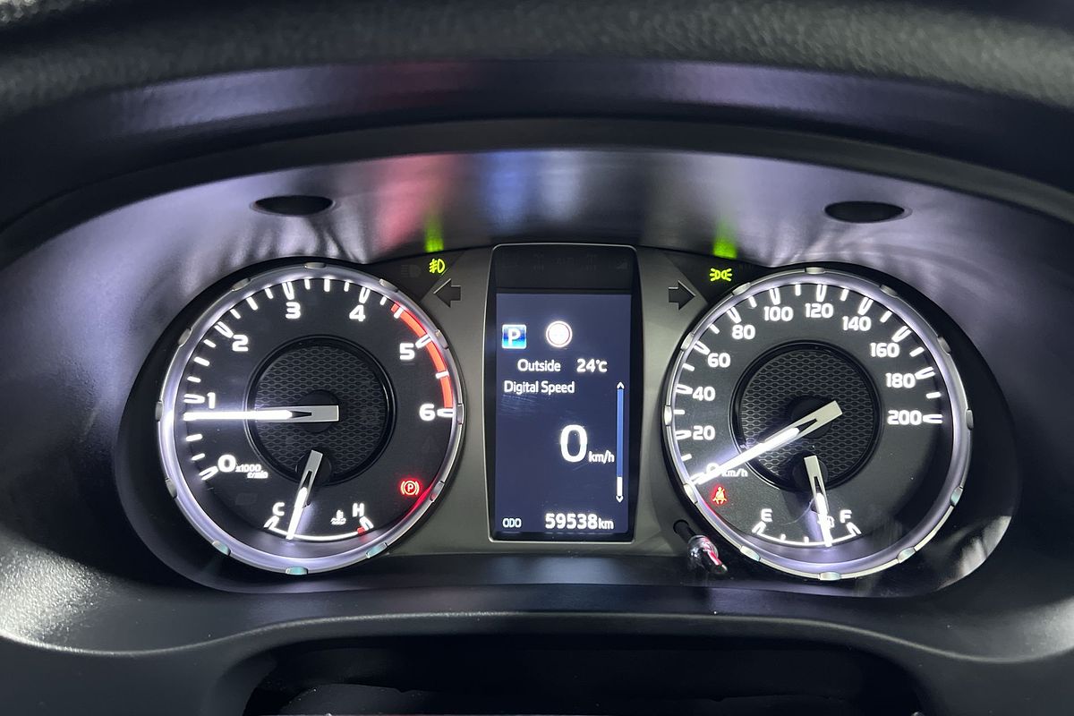 2020 Toyota Hilux SR5 GUN126R 4X4