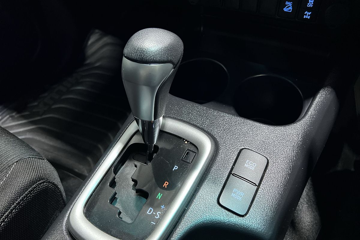 2020 Toyota Hilux SR5 GUN126R 4X4