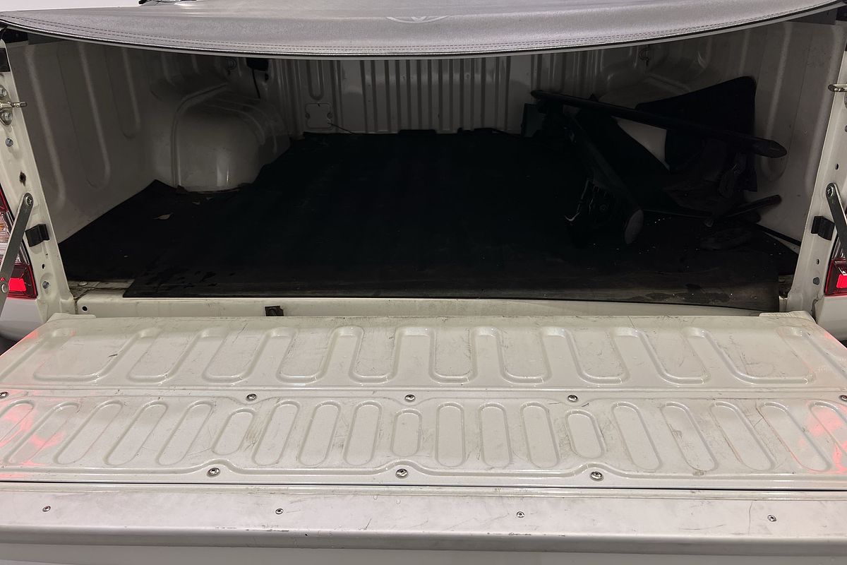 2020 Toyota Hilux SR5 GUN126R 4X4