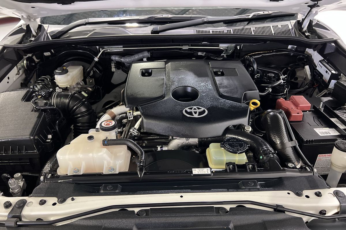 2020 Toyota Hilux SR5 GUN126R 4X4
