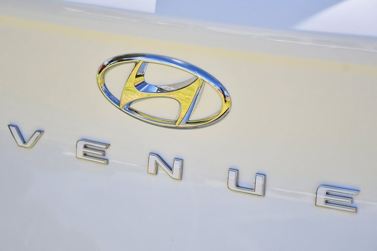 2025 Hyundai Venue Elite QX.V5