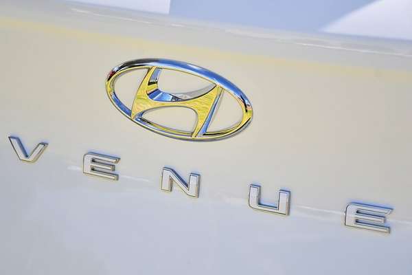 2025 Hyundai Venue Elite QX.V5