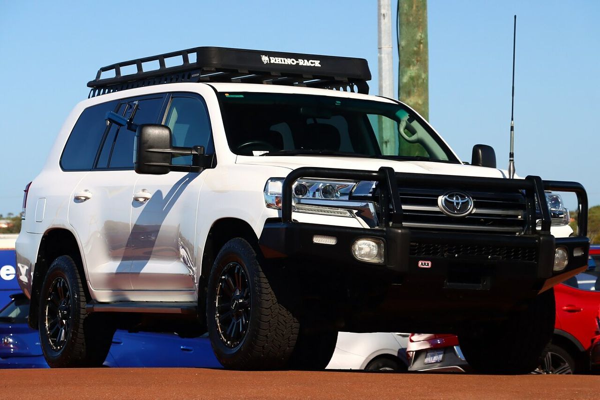 2018 Toyota Landcruiser GXL URJ202R