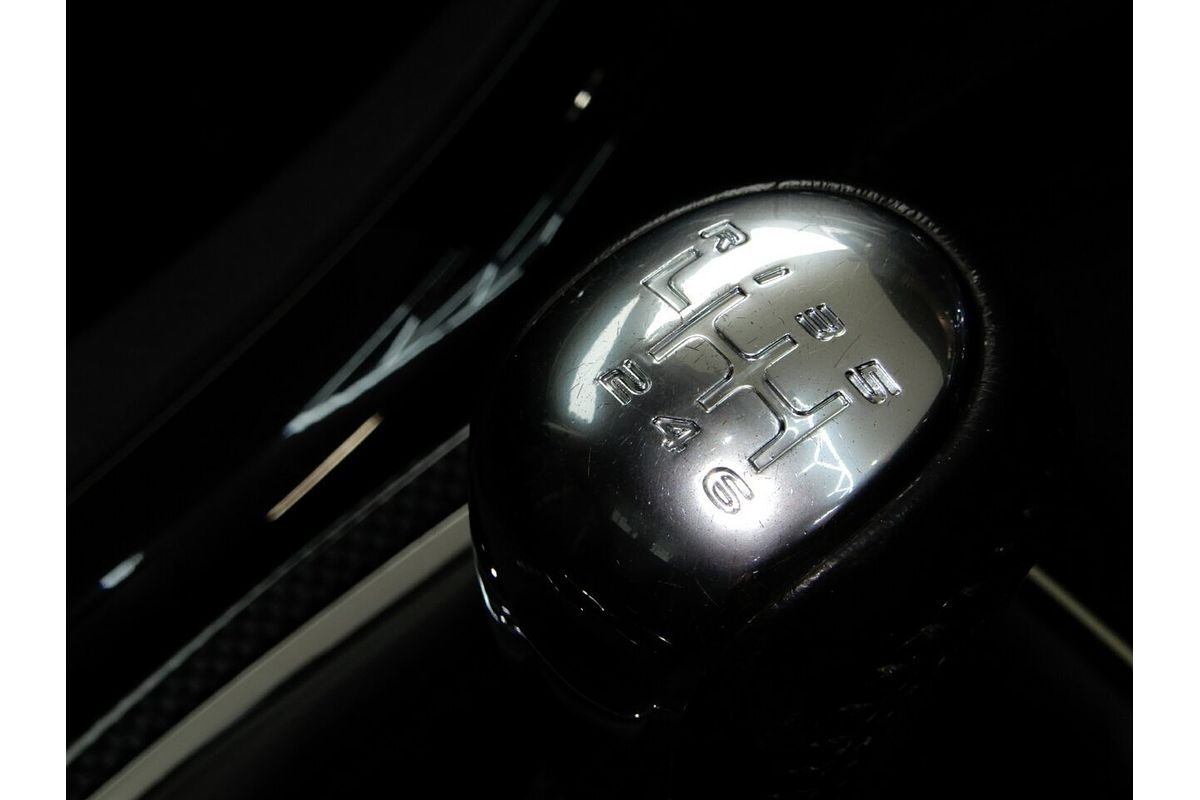 2016 Holden Ute SV6 VF II Rear Wheel Drive