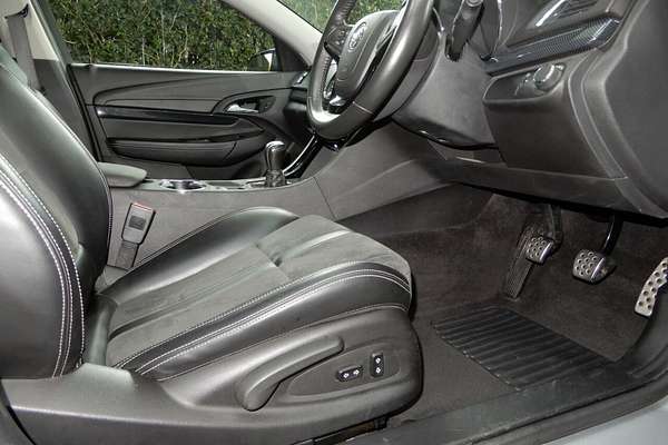 2016 Holden Ute SV6 VF II Rear Wheel Drive