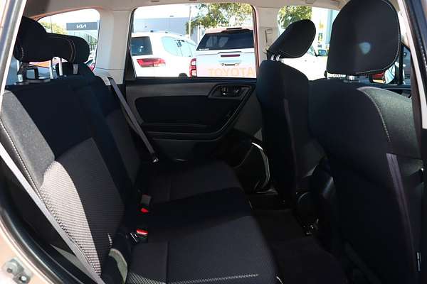 2014 Subaru Forester 2.5i-L S4