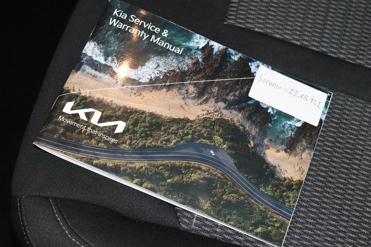 2023 Kia Sorento S MQ4