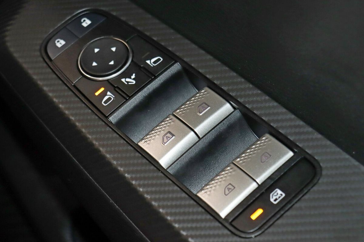 2024 Mitsubishi Outlander LS ZM