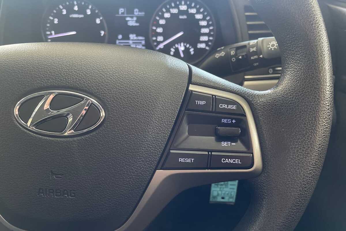 2017 Hyundai Elantra Active AD