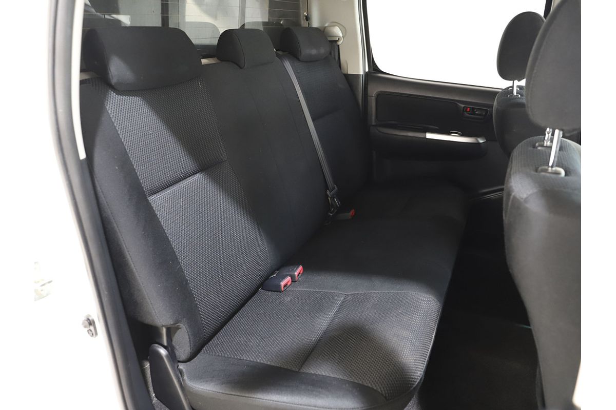 2013 Toyota Hilux SR5 KUN26R