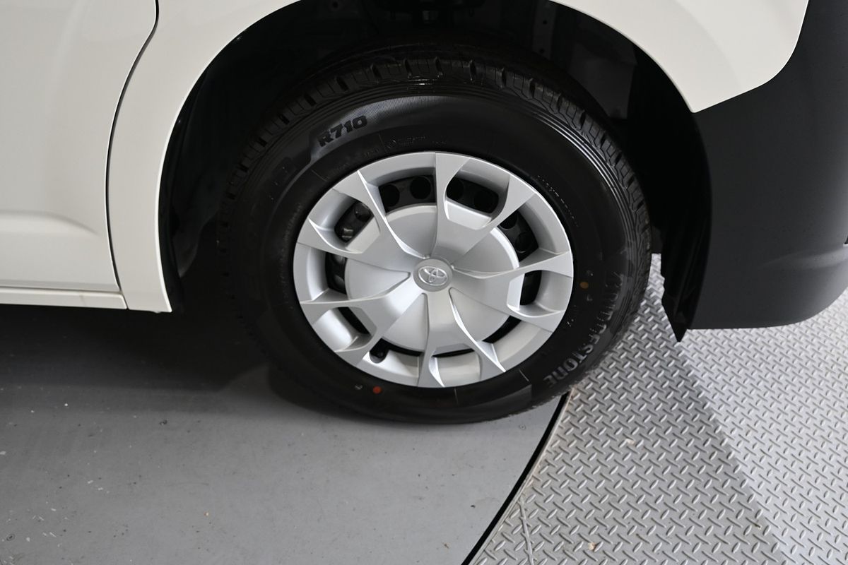 2021 Toyota Hiace GDH320R