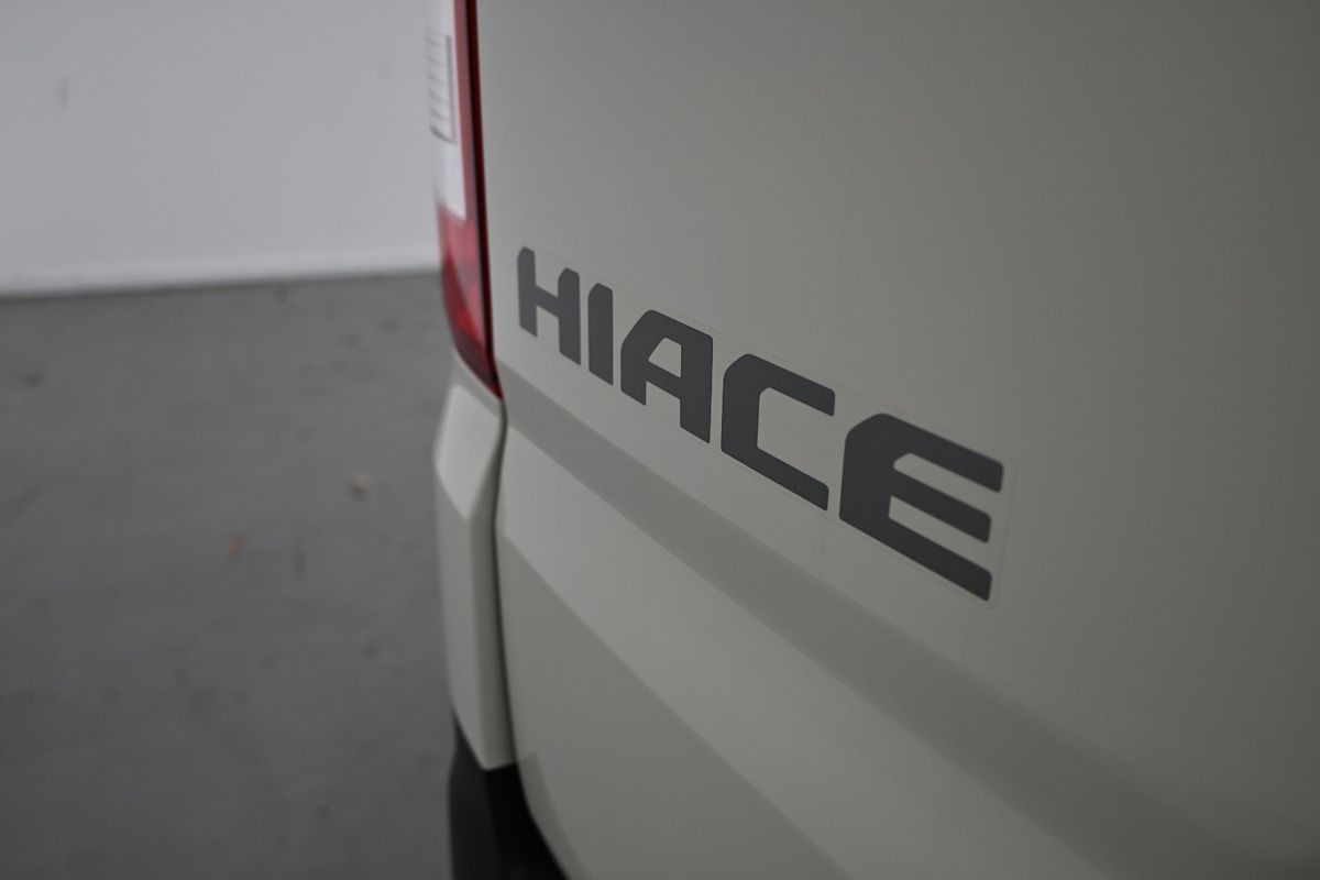 2021 Toyota Hiace GDH320R