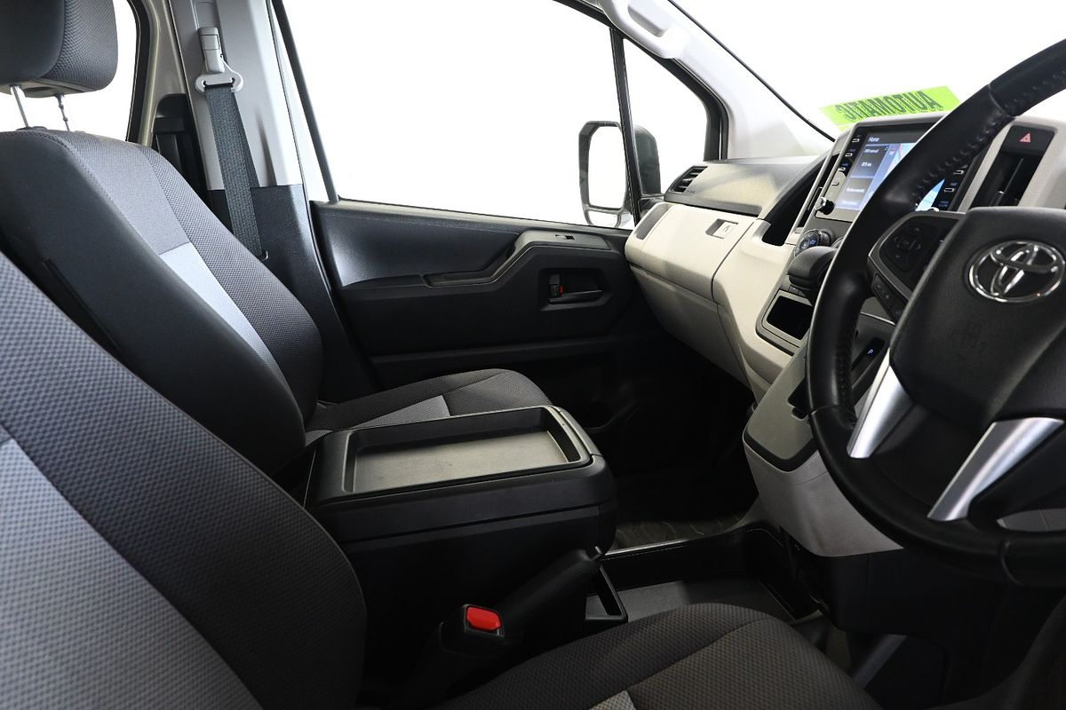 2021 Toyota Hiace GDH320R