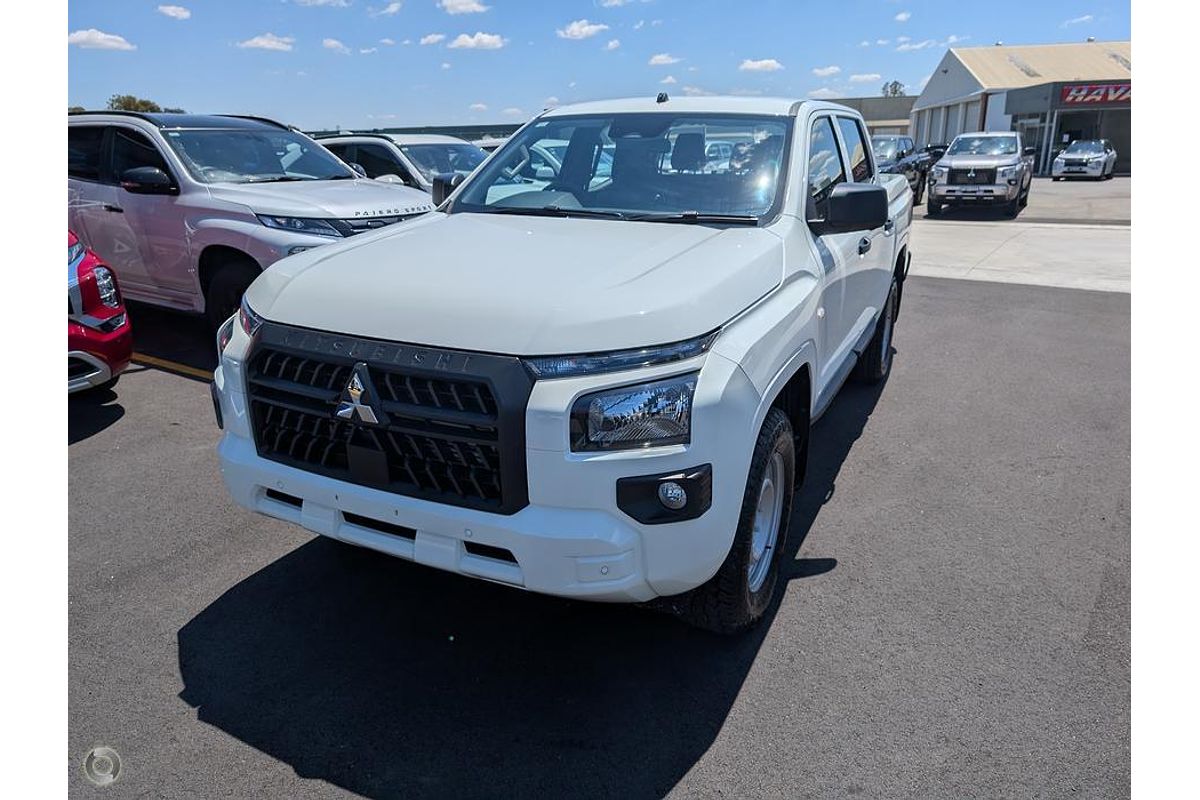 2024 Mitsubishi Triton GLX MV 4X4