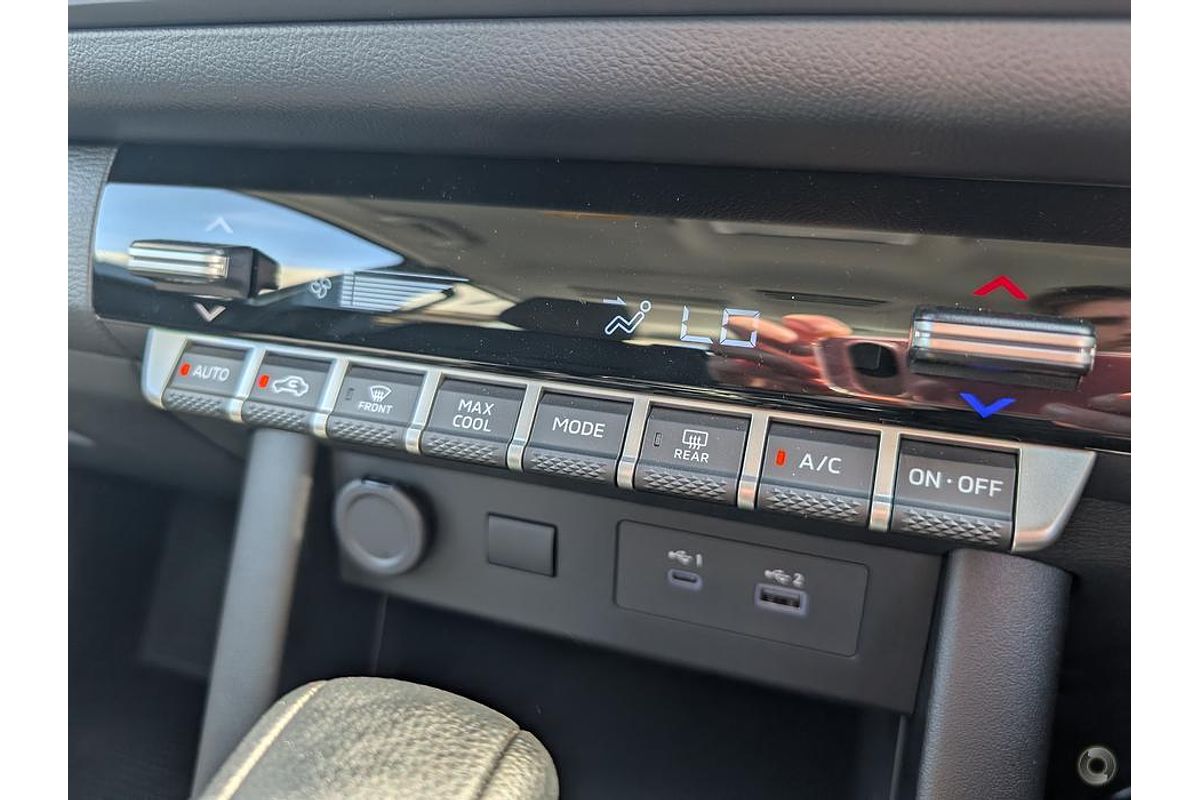 2024 Mitsubishi Triton GLX MV 4X4