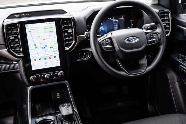 2024 Ford Everest Ambiente