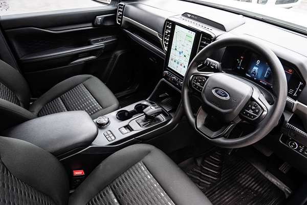 2024 Ford Everest Ambiente