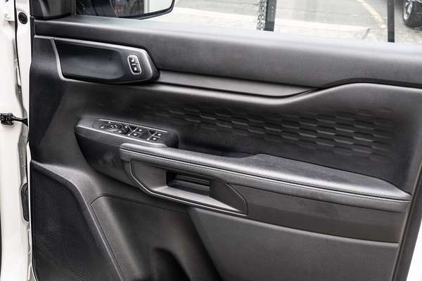 2024 Ford Everest Ambiente