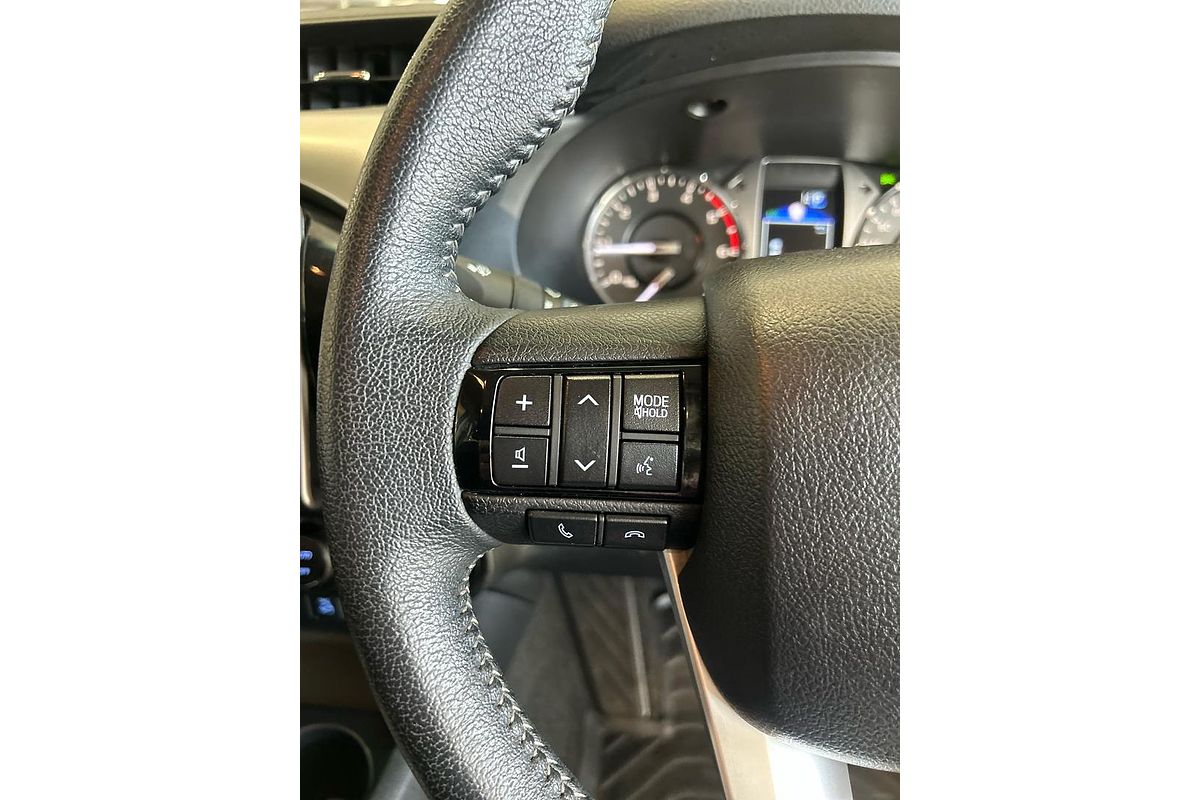 2023 Toyota Hilux SR5 GUN126R 4X4