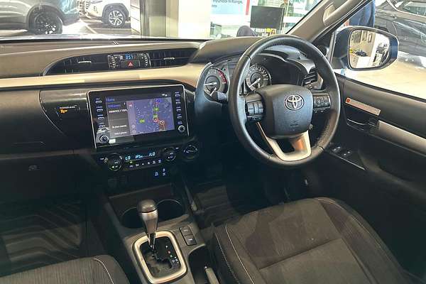 2023 Toyota Hilux SR5 GUN126R 4X4