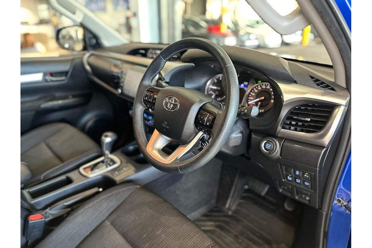 2023 Toyota Hilux SR5 GUN126R 4X4