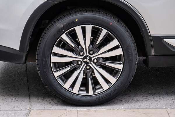 2018 Mitsubishi Outlander Exceed ZL