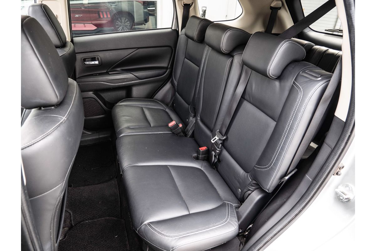 2018 Mitsubishi Outlander Exceed ZL