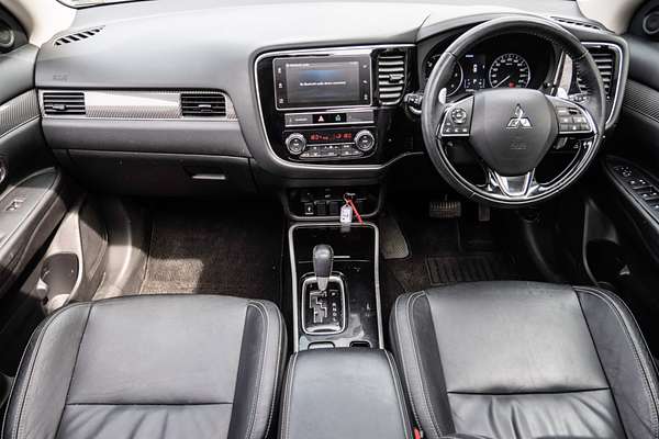 2018 Mitsubishi Outlander Exceed ZL