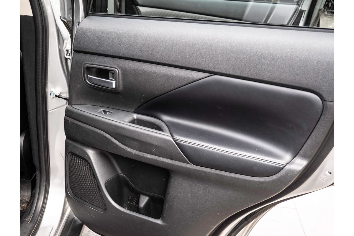 2018 Mitsubishi Outlander Exceed ZL
