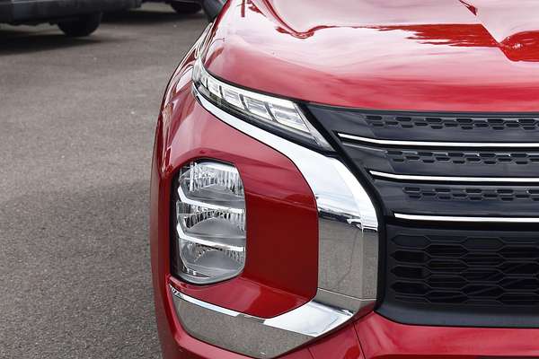 2022 Mitsubishi Outlander ES ZM