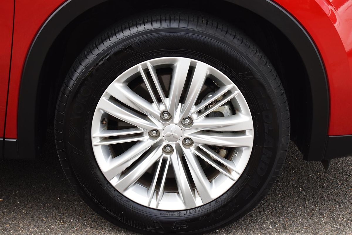 2022 Mitsubishi Outlander ES ZM