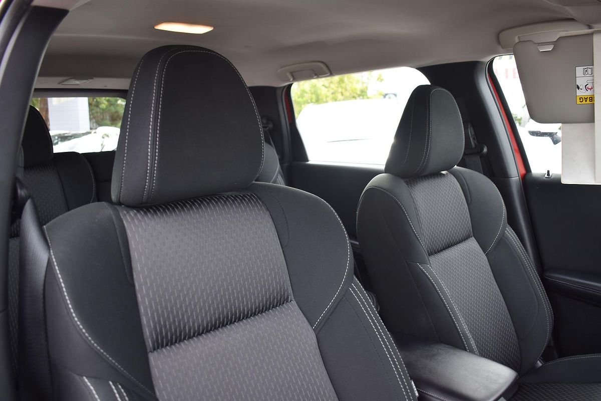 2022 Mitsubishi Outlander ES ZM