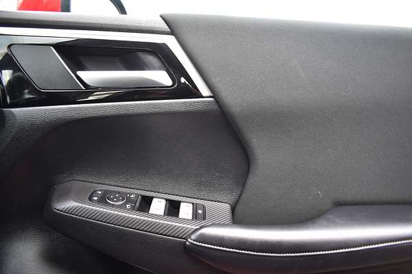 2022 Mitsubishi Outlander ES ZM